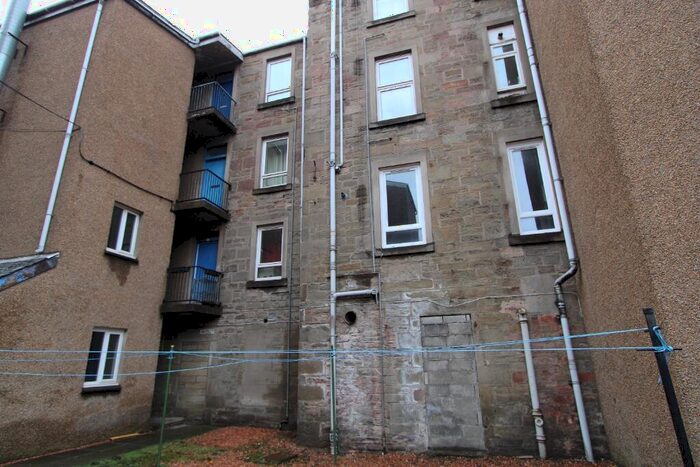 1 Bedroom Flat To Rent In Albert Street (East), Dundee, DD4