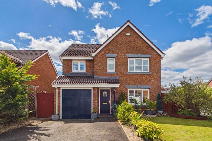 4 Bedroom Detached House For Sale In Luggieburn Walk, Coatbridge, ML5