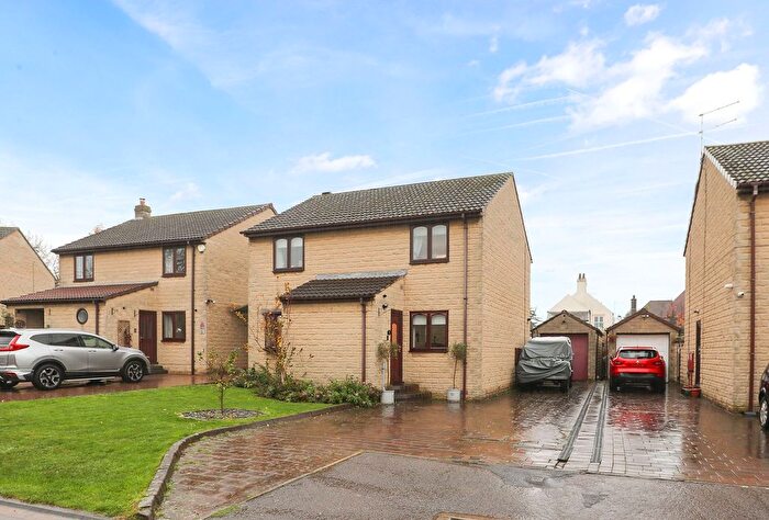 4 Bedroom Detached House For Sale In Primrose Close, Killamarsh, S21