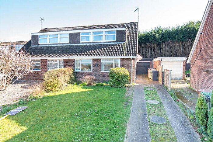 3 Bedroom Semi Detached House For Sale In Roche Way, Wellingborough, NN8