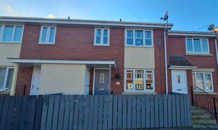 2 Bedroom Terraced House To Rent In Ladybower Way, Kingswood, Hull, HU7