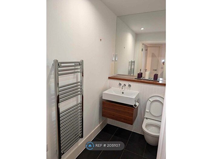 1 Bedroom Flat To Rent In Tiltman Place, London, N7