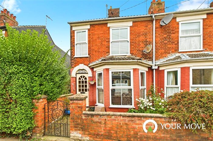 3 Bedroom End Of Terrace House For Sale In Grove Road, Beccles, Suffolk, NR34