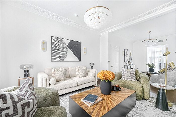 5 Bedroom Terraced House To Rent In Oakley Street, Chelsea, London, SW3