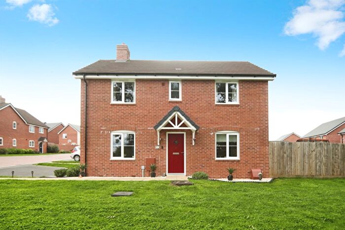 3 Bedroom Detached House For Sale In Haddon Close, Wellington, TA21