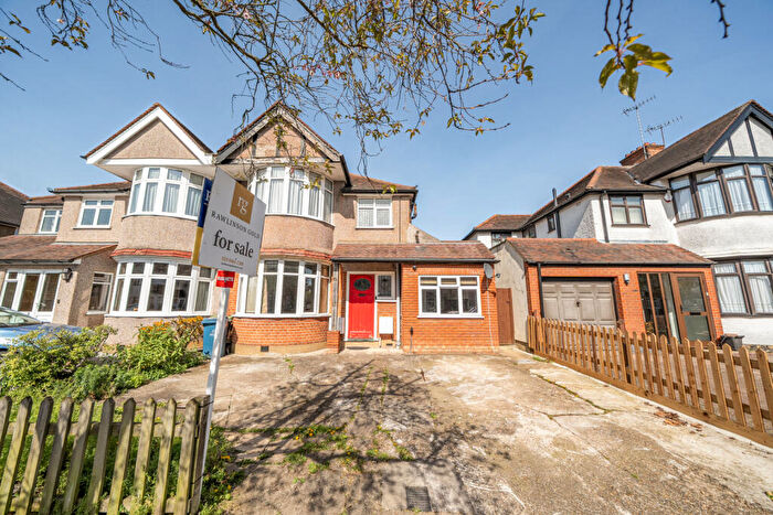 3 Bedroom Apartment For Sale In Kingsfield Avenue, North Harrow, HA2