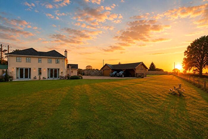 5 Bedroom Detached House For Sale In Buckland Brewer, Bideford, EX39