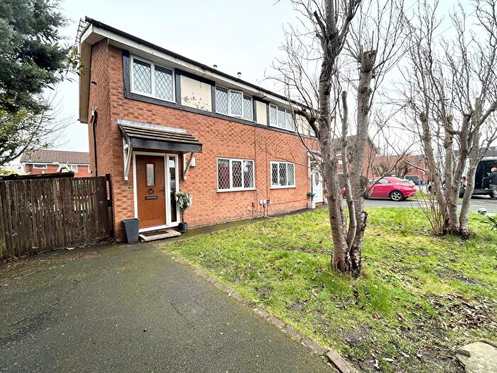 3 Bedroom Semi Detached House To Rent In The Rowans, Poulton-Le-Fylde, Lancashire, FY6