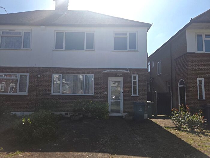 2 Bedroom Flat To Rent In North Harrow, HA2