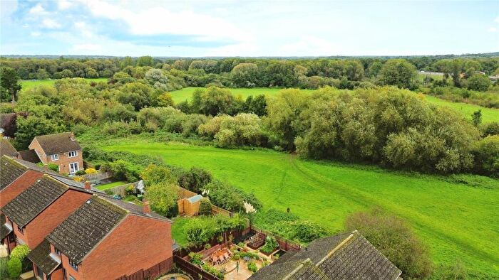 4 Bedroom Detached House For Sale In Bainbridge Road, Calcot, Reading, Berkshire, RG31