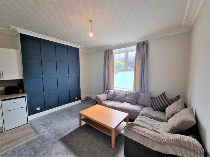 1 Bedroom Flat To Rent In Hardgate, City Centre, Aberdeen, AB11