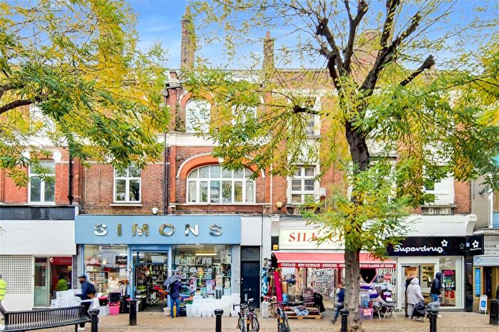 1 Bedroom Apartment To Rent In Powis Street, London, SE18