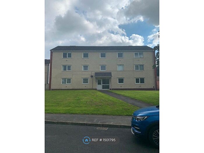 2 Bedroom Flat To Rent In Goshawk Road, Haverfordwest, SA61