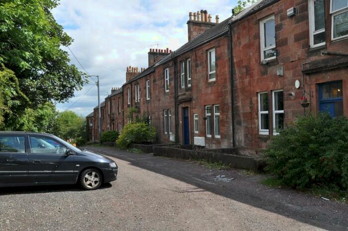 1 Bedroom Ground Flat To Rent In Croftbank Crescent, Bothwell, South Lanarkshire, G71