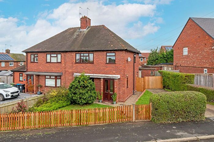 3 Bedroom Semi Detached House For Sale In Kings Drive, Helsby, WA6