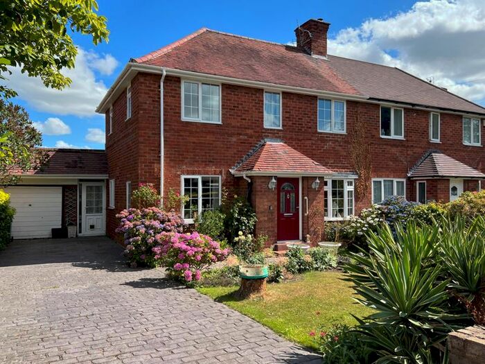 3 Bedroom Semi-Detached House For Sale In Grange Road, Albrighton, Wolverhampton, WV7