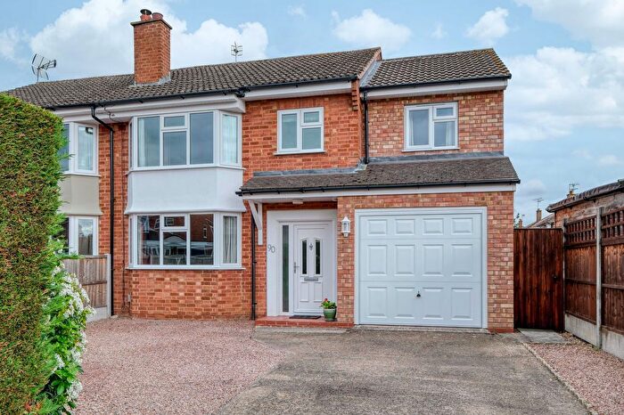 4 Bedroom Semi-detached House For Sale In Christine Avenue, Rushwick, WR2