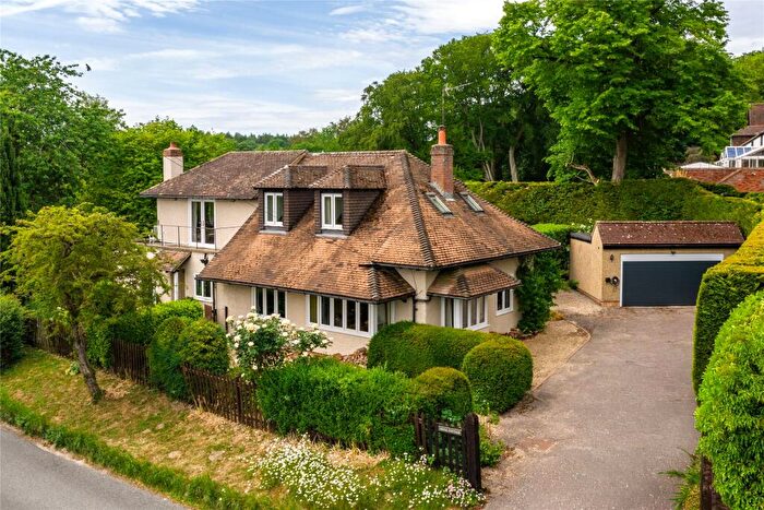 4 Bedroom Detached House For Sale In Preston Road, Gosmore, Hitchin, Hertfordshire, SG4