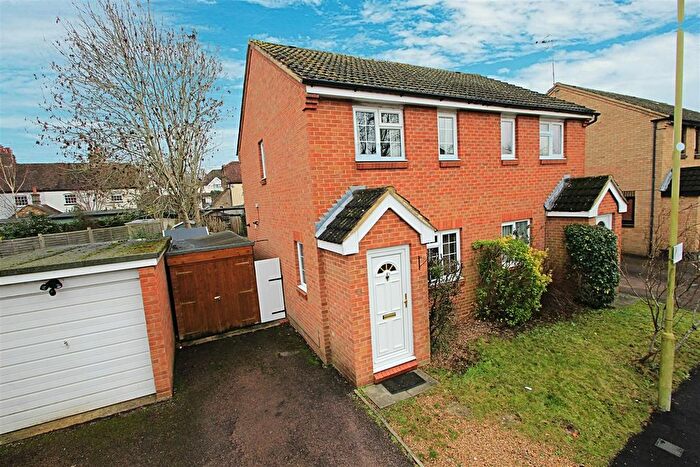 2 Bedroom Semi-Detached House For Sale In Roman Gardens, Kings Langley, WD4