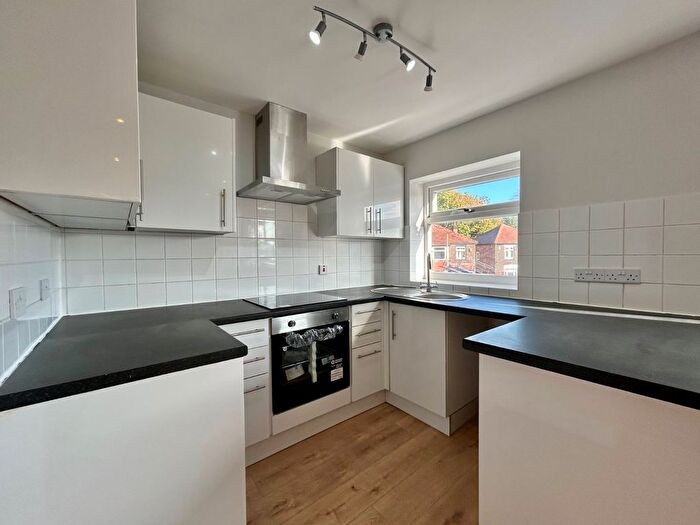 1 Bedroom Flat To Rent In Carrs Road, Cheadle, Greater Manchester, SK8