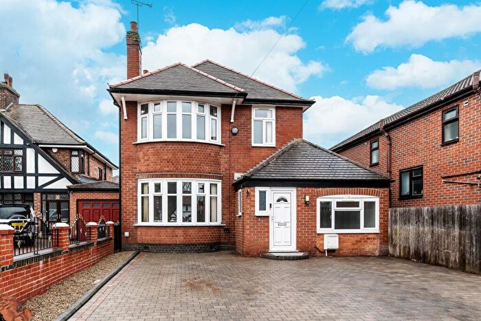 4 Bedroom Detached House To Rent In Loughborough Road, NG2