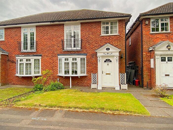 2 Bedroom Semi-Detached House For Sale In Lime Close, Syston, Leicester, LE7