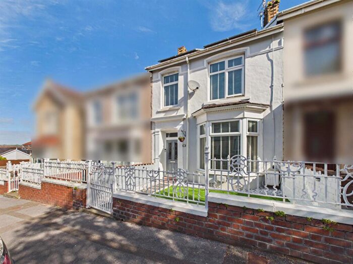 4 Bedroom Terraced House For Sale In College Hill, Llanelli, SA15