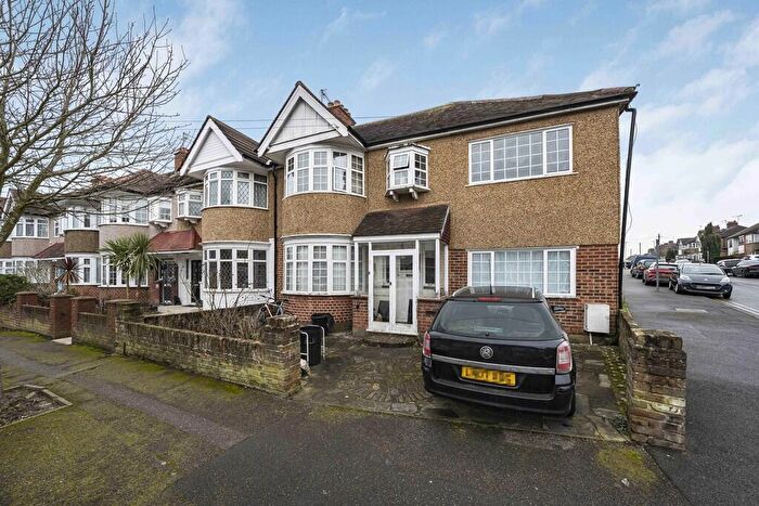5 Bedroom End Of Terrace House For Sale In Torcross Road, Ruislip, HA4