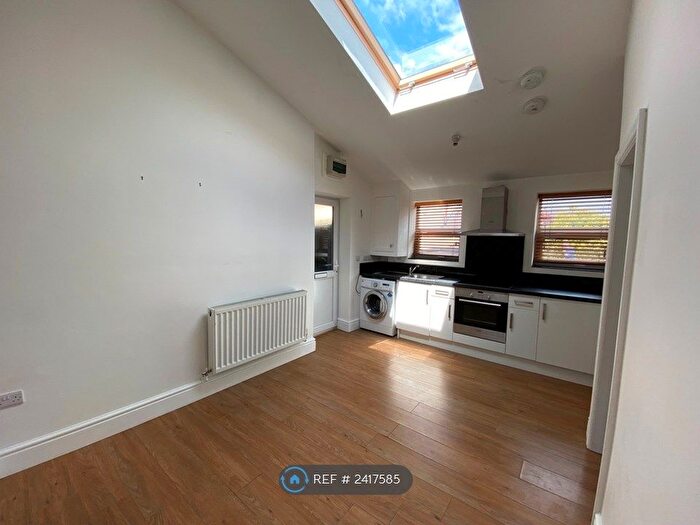 1 Bedroom Maisonette To Rent In Victoria Road, Northwich, CW9