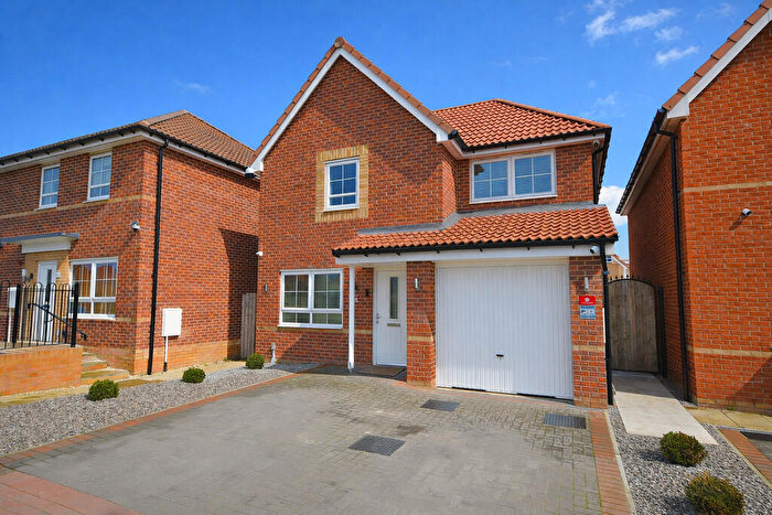 3 Bedroom Detached House For Sale In Farleigh Drive, Harworth, Doncaster, DN11