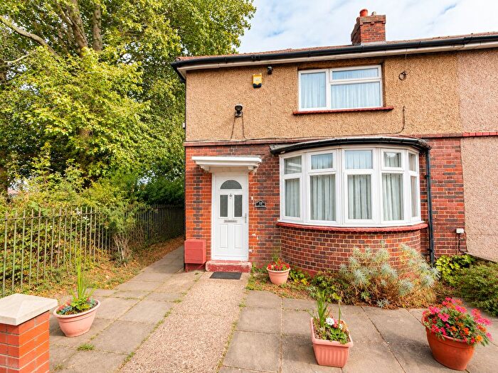 2 Bedroom End Of Terrace House To Rent In Lambs Terrace, Great Cambridge Road, Edmonton, N9