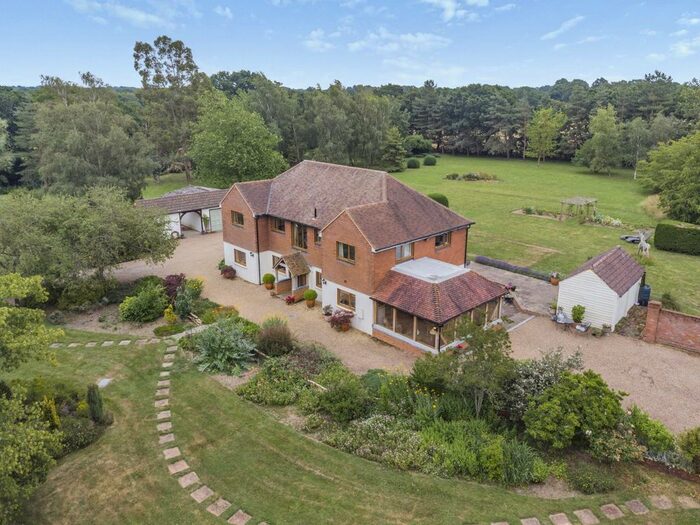 4 Bedroom Detached House For Sale In Harris Lane, High Halden, Ashford, Kent, TN26