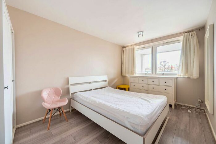 1 Bedroom Flat To Rent In St Anns Road, Holland Park, London, W11
