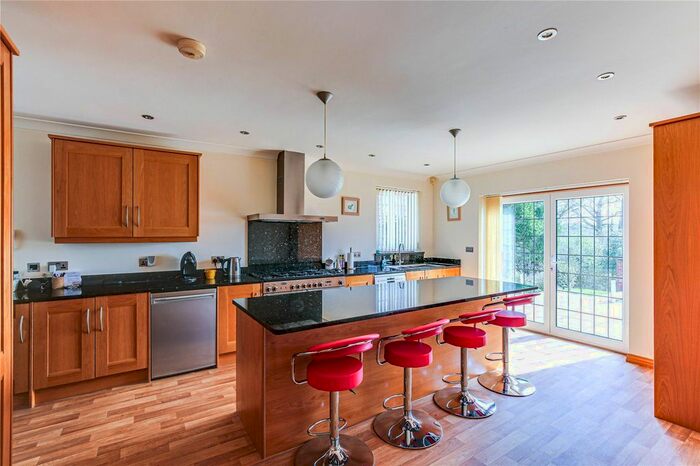5 Bedroom Detached House For Sale In Beechwood Lane, Warlingham, Surrey, CR6