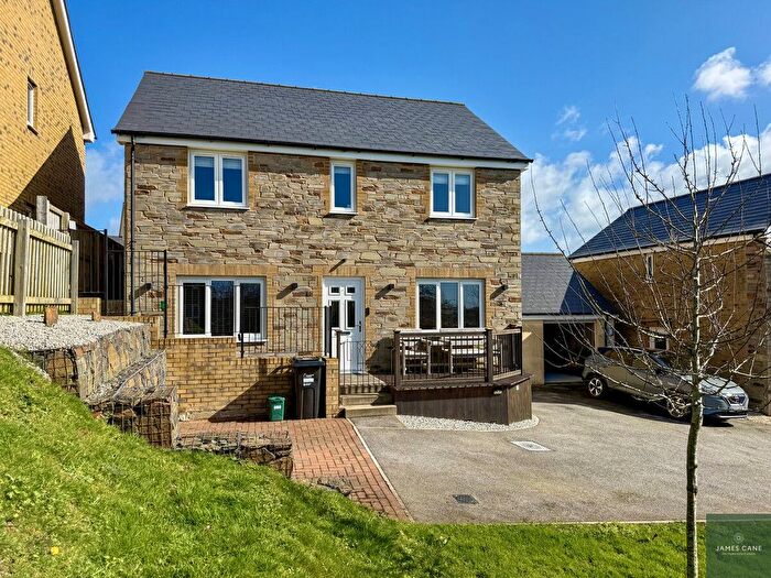 4 Bedroom Detached House For Sale In Gwarak Tewdar, Truro, TR1