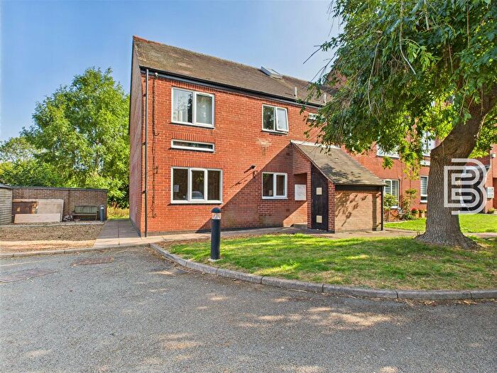 1 Bedroom Flat For Sale In Main Street, Clifton Upon Dunsmore, Rugby, CV23