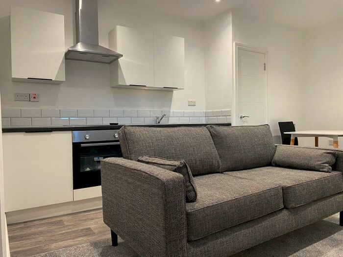 1 Bedroom Apartment To Rent In Eldon Place, Bradford, West Yorkshire, BD1