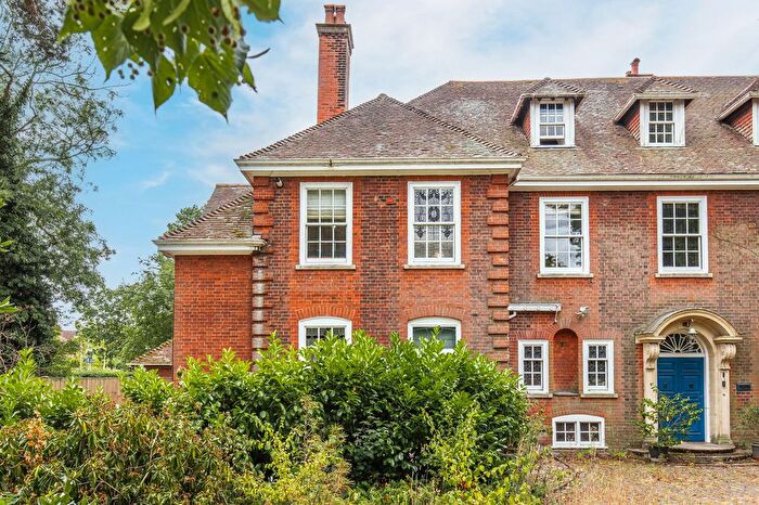 4 Bedroom Maisonette For Sale In Camberley Road, Norwich, NR4