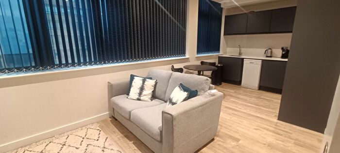 1 Bedroom Flat To Rent In Paragon House, Seymour Grove, M16