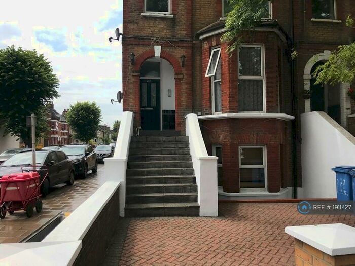 2 Bedroom Flat To Rent In Beckenham Rd, Bromley, BR3