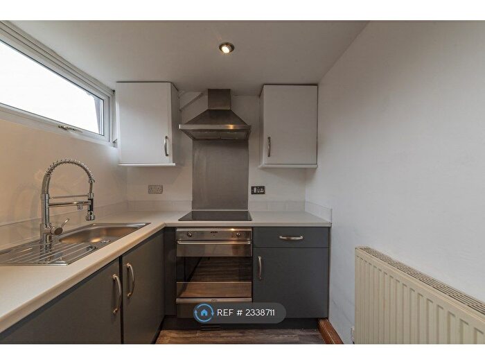 1 Bedroom Flat To Rent In Burlington Road, Nottingham, NG5