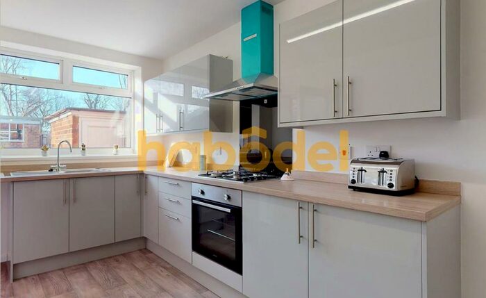 3 Bedroom Terraced House To Rent In Beverley Road, Hessle, HU13