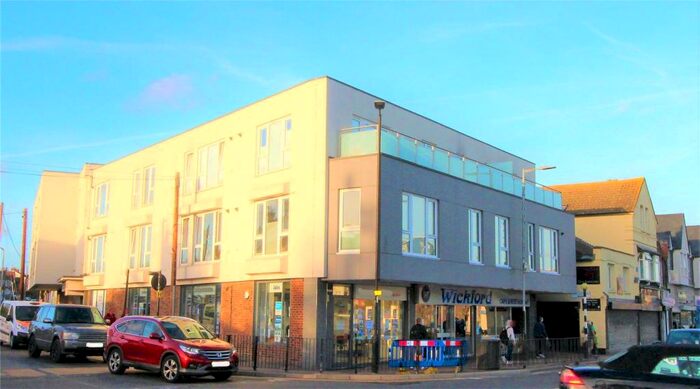 2 Bedroom Apartment To Rent In Broadway House, Station Avenue, SS11