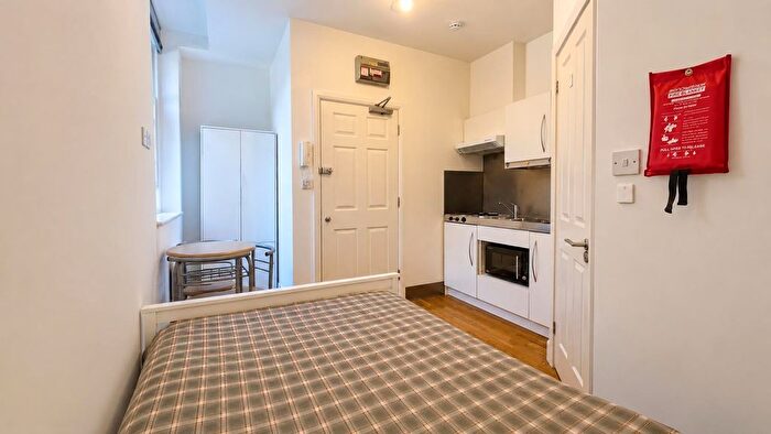 Studio To Rent In Castletown Road, London, W14