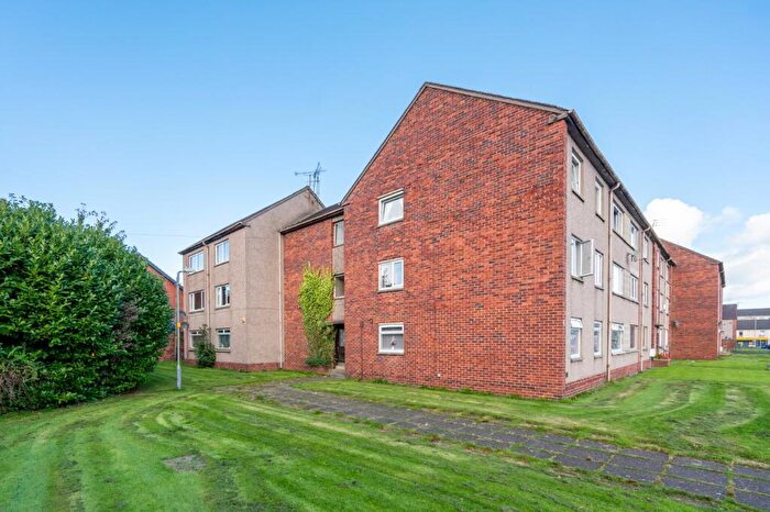 2 Bedroom Flat To Rent In Bell Street, Renfrew, Renfrewshire, PA4