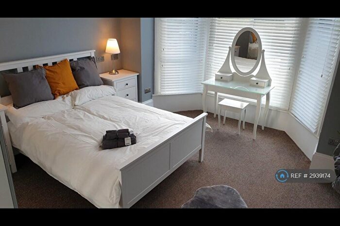 1 Bedroom Flat To Rent In Princes Avenue, Hull, HU5