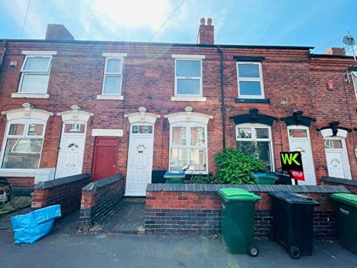 3 Bedroom Terraced House For Sale In Emily Street, West Bromwich, B70