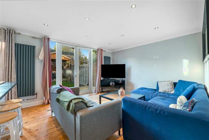 4 Bedroom Terraced House To Rent In Little Dimocks, London, SW12