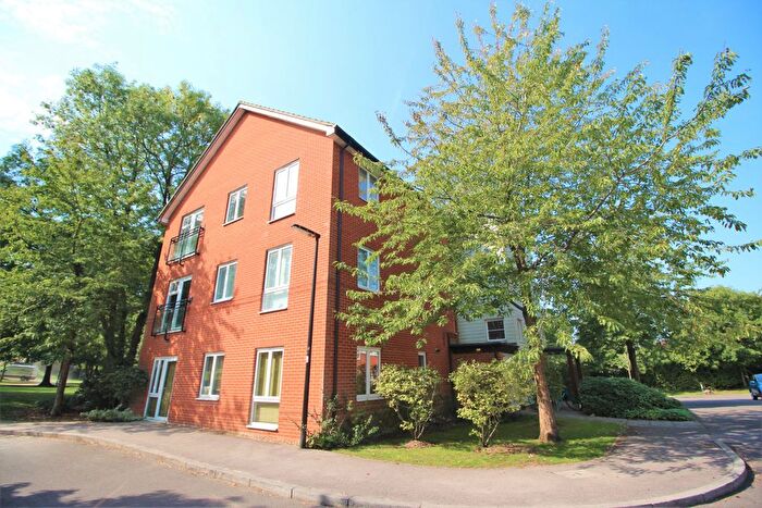 2 Bedroom Flat To Rent In Little Street, Guildford, GU2