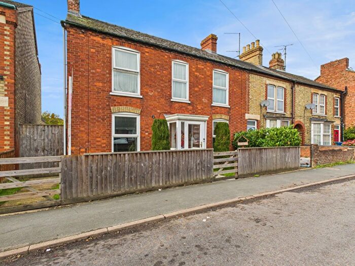 4 Bedroom Terraced House For Sale In Ramnoth Road, Wisbech, PE13